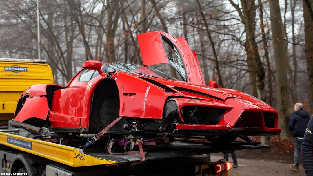enzo crash1