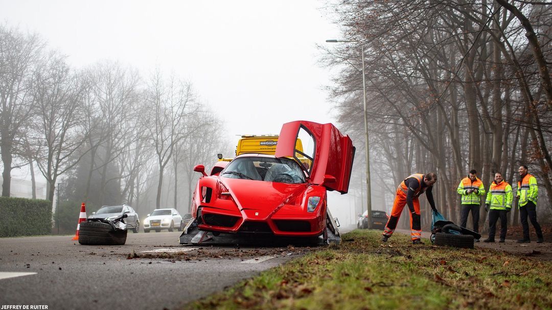 enzo crash6