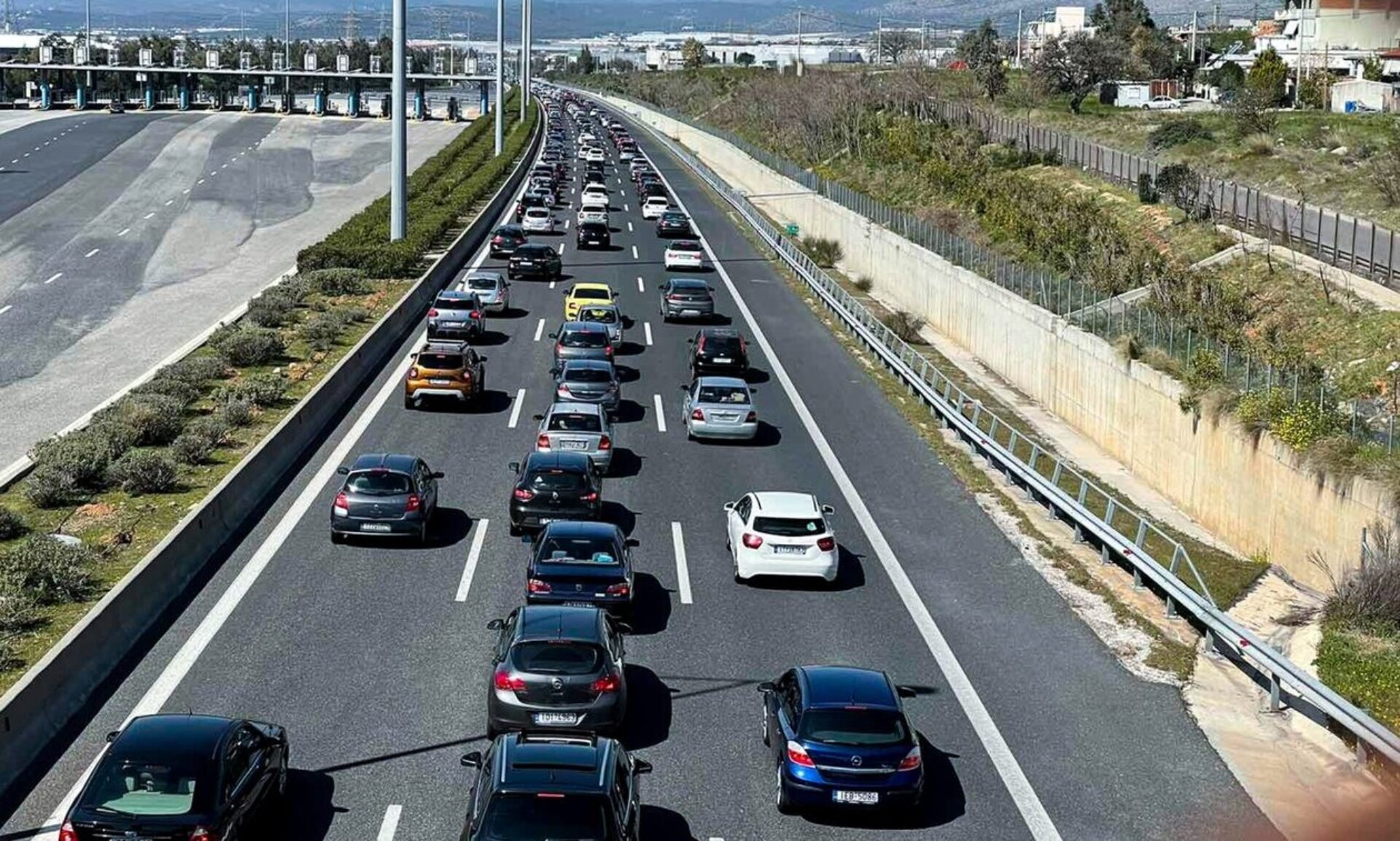 Τετραπλή καραμπόλα στη Νέα Εθνική Οδό Αθηνών-Λαμίας