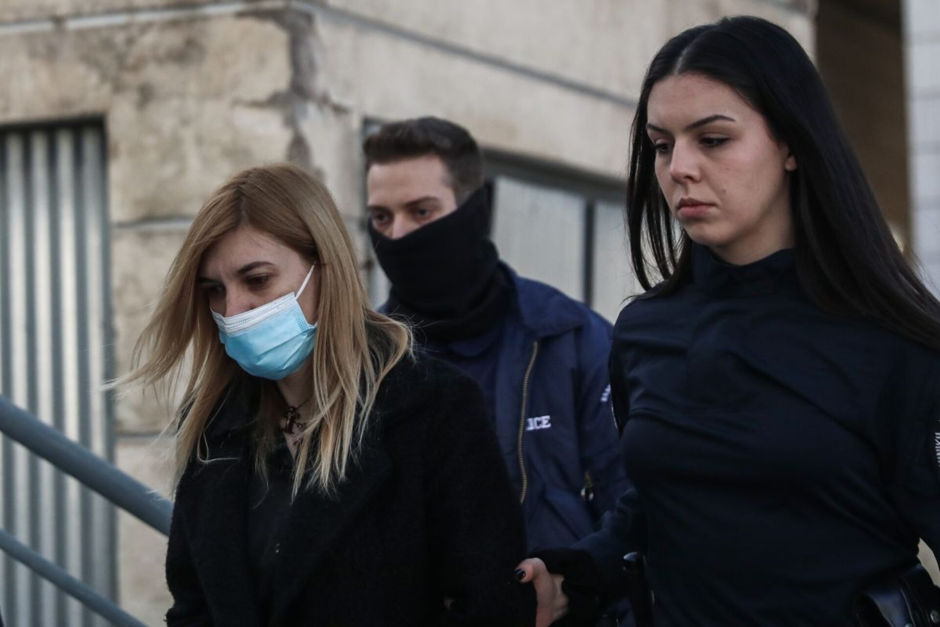 Επικό «τρολάρισμα» στη Ρούλα Πισπιρίγκου: Ακούστηκε το τραγούδι «Κελί 33» λίγο πριν ανακοινωθεί η απόφαση
