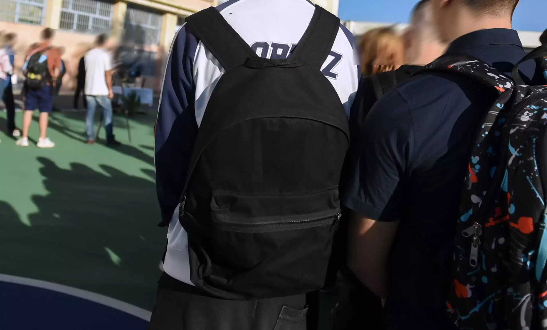 Θεσσαλονίκη: Άγρια συμπλοκή μεταξύ μαθητών σε Λύκειο στις Συκιές – Στο νοσοκομείο μεταφέρθηκε 16χρονος