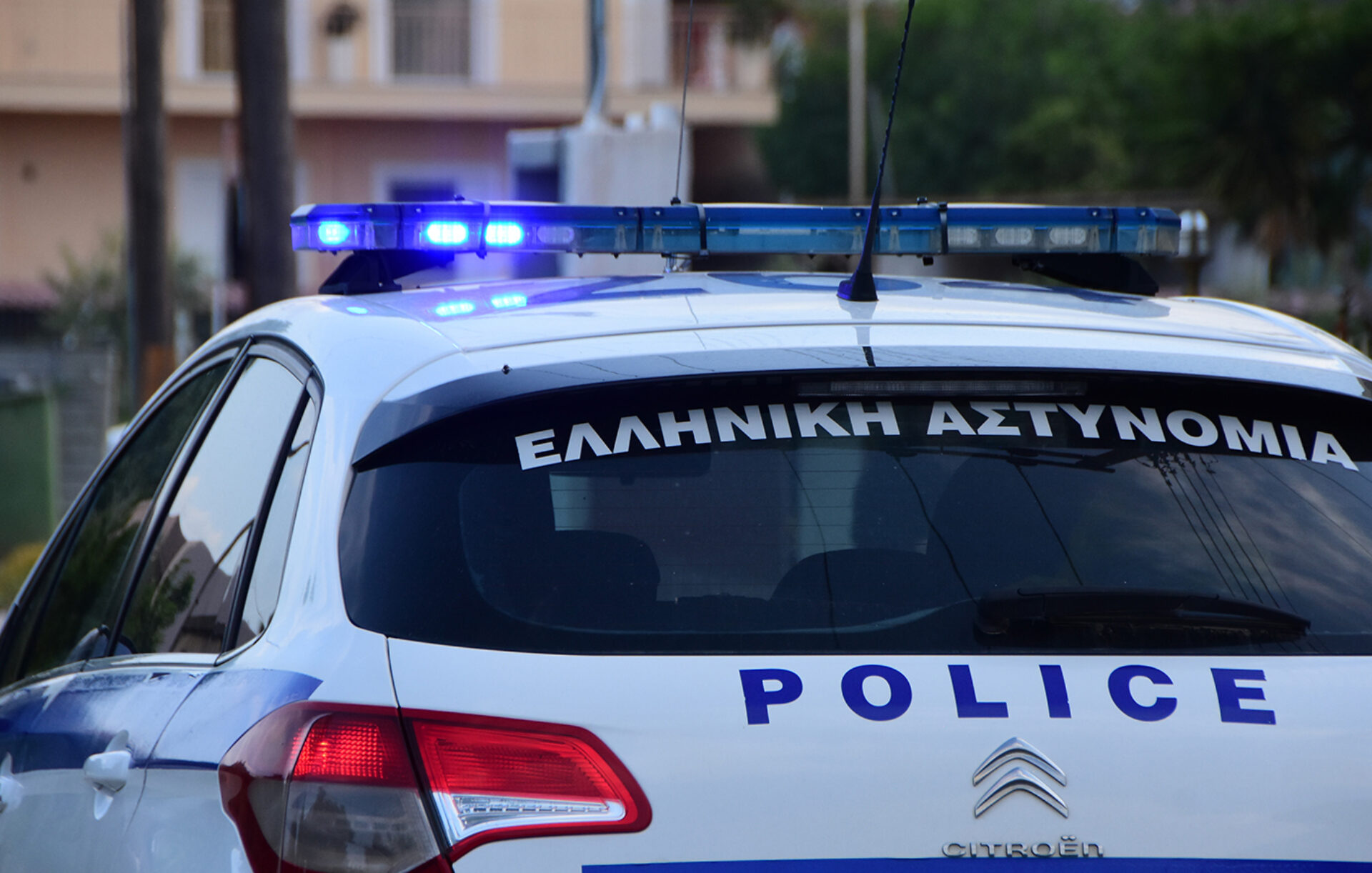 Πάτρα: Αναστάτωση στο Κέντρο Θηλέων της της Ακτής Δυμαίων – Ρομά απειλούσαν ότι θα πέσουν στο κενό