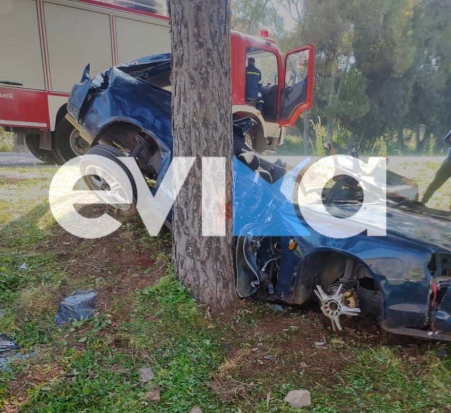 Τραγωδία στην Εύβοια: Νεκροί δύο 20χρονοι σε τροχαίο δυστύχημα