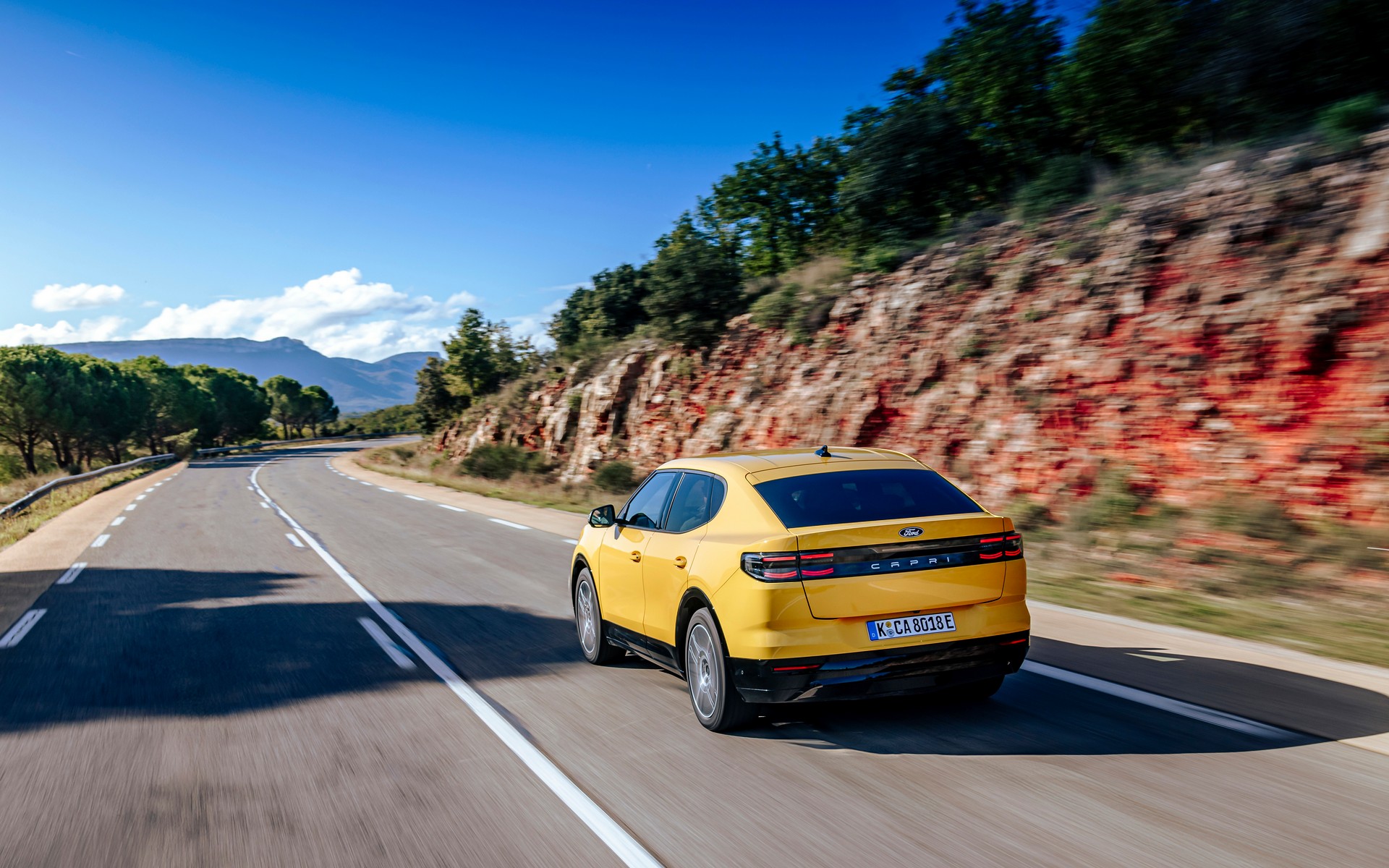 https://ellada.press/wp-content/uploads/2025/04/1744802186_578_Το-κίτρινο-Ford-που-κάνει-πάταγο-Το-24-θέλει.jpg