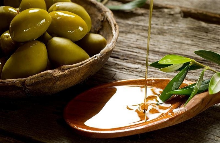 επιτραπέζια ελιά