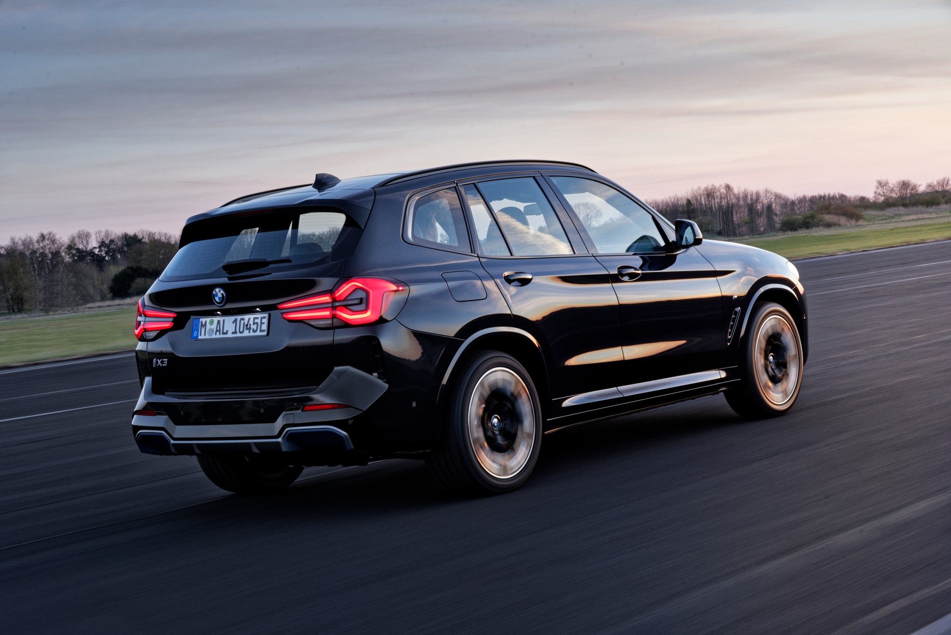 https://ellada.press/wp-content/uploads/2025/04/1745968490_242_Το-SUV-της-BMW-που-ξεπούλησε-Η-εταιρεία-σταμάτησε.jpg