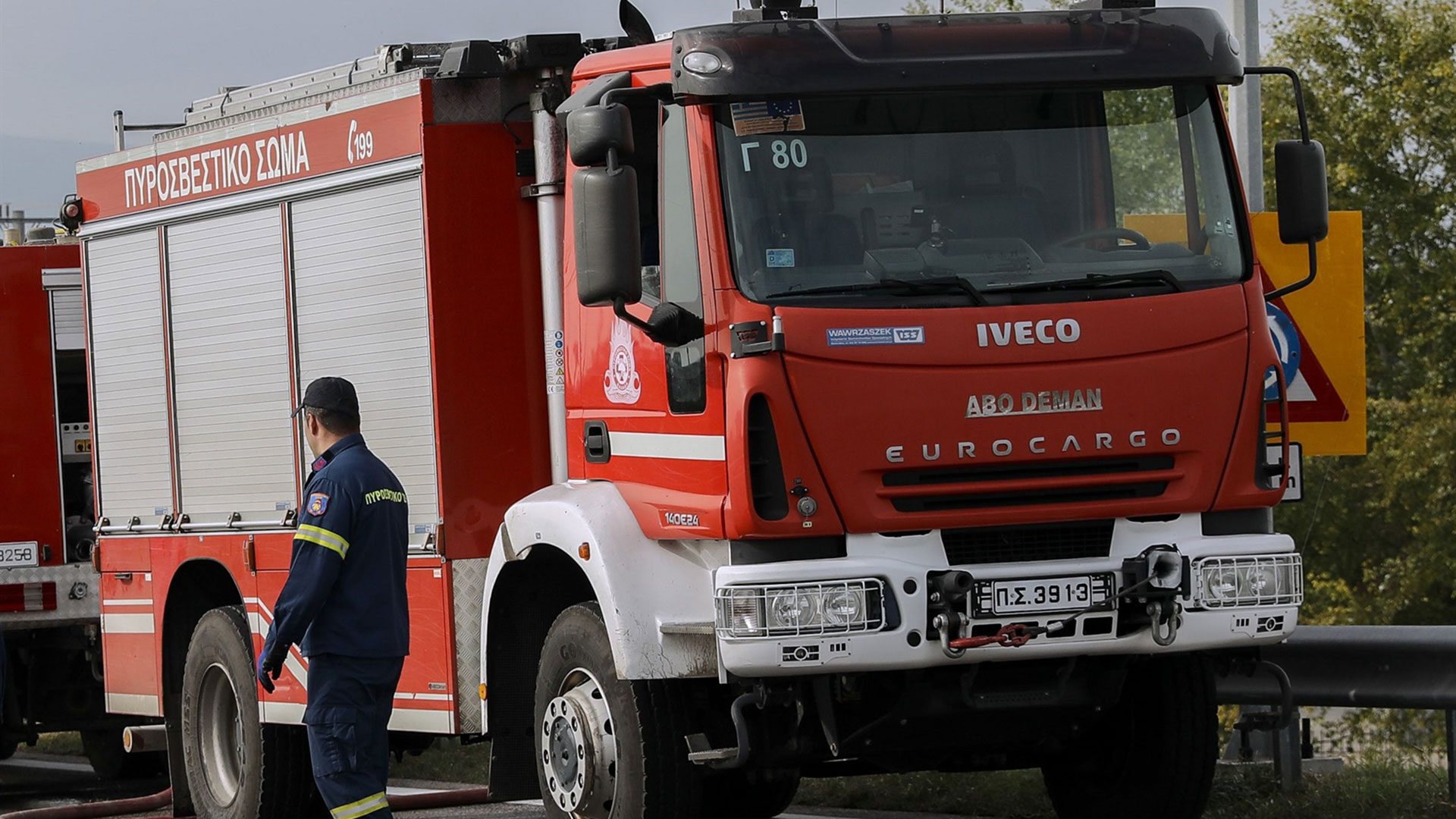 Η ΠΦΠΟ καταγγέλλει εμπρησμούς από την παράνομη ρίψη βεγγαλικών και κροτίδων σε Δήμους της Ανατολικής Αττικής