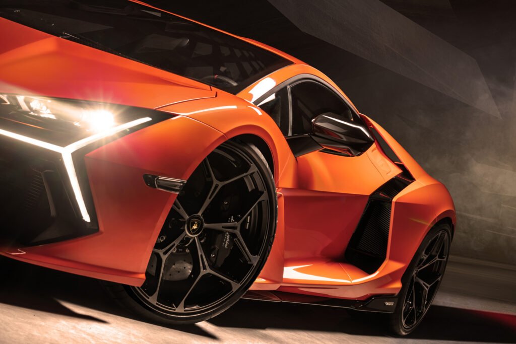 https://ellada.press/wp-content/uploads/2025/04/Πουλήθηκε-Lamborghini-Revuelto-στην-Ελλάδα-–-Δείτε-πότε-και-σε.jpg