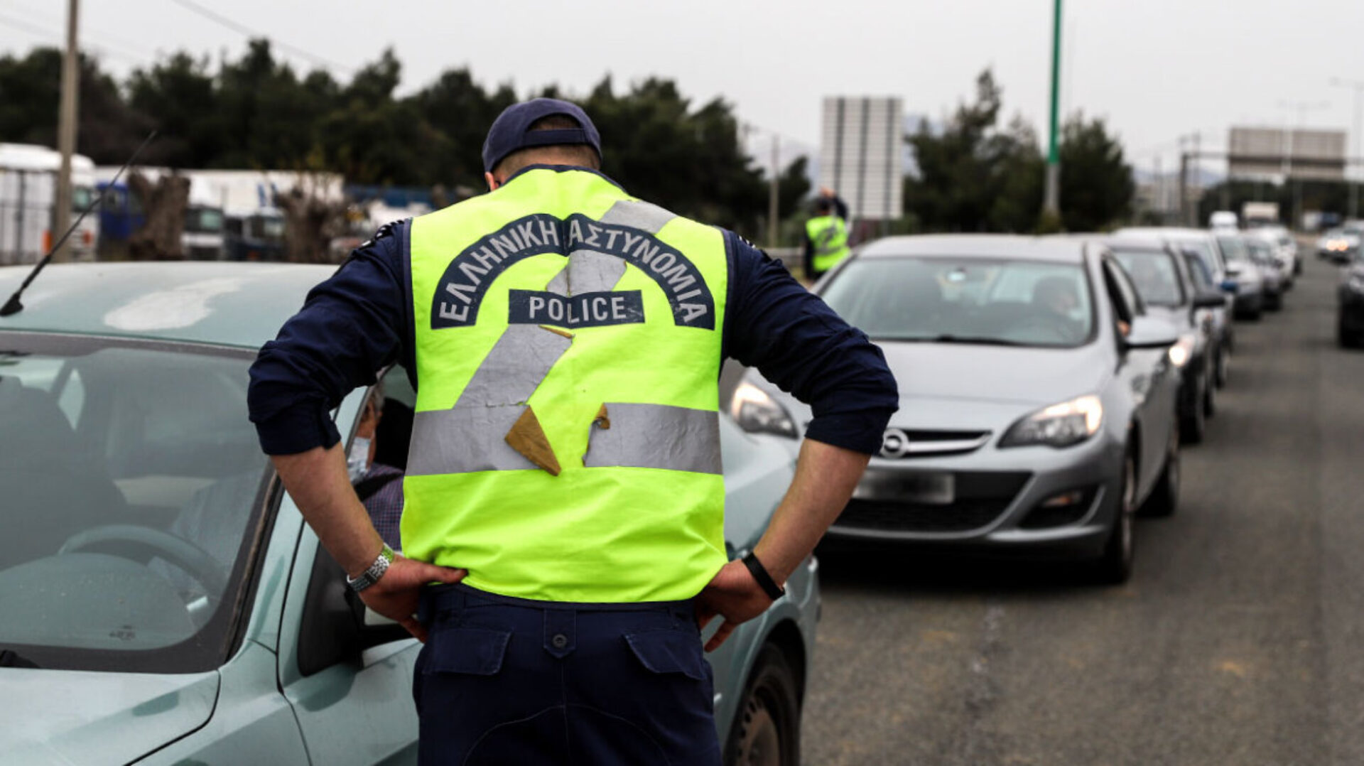 Ρεκόρ παραβάσεων του ΚΟΚ κατέγραψε η Τροχαία για το 2024: Ποιοι είναι οι «κόκκινοι» νομοί