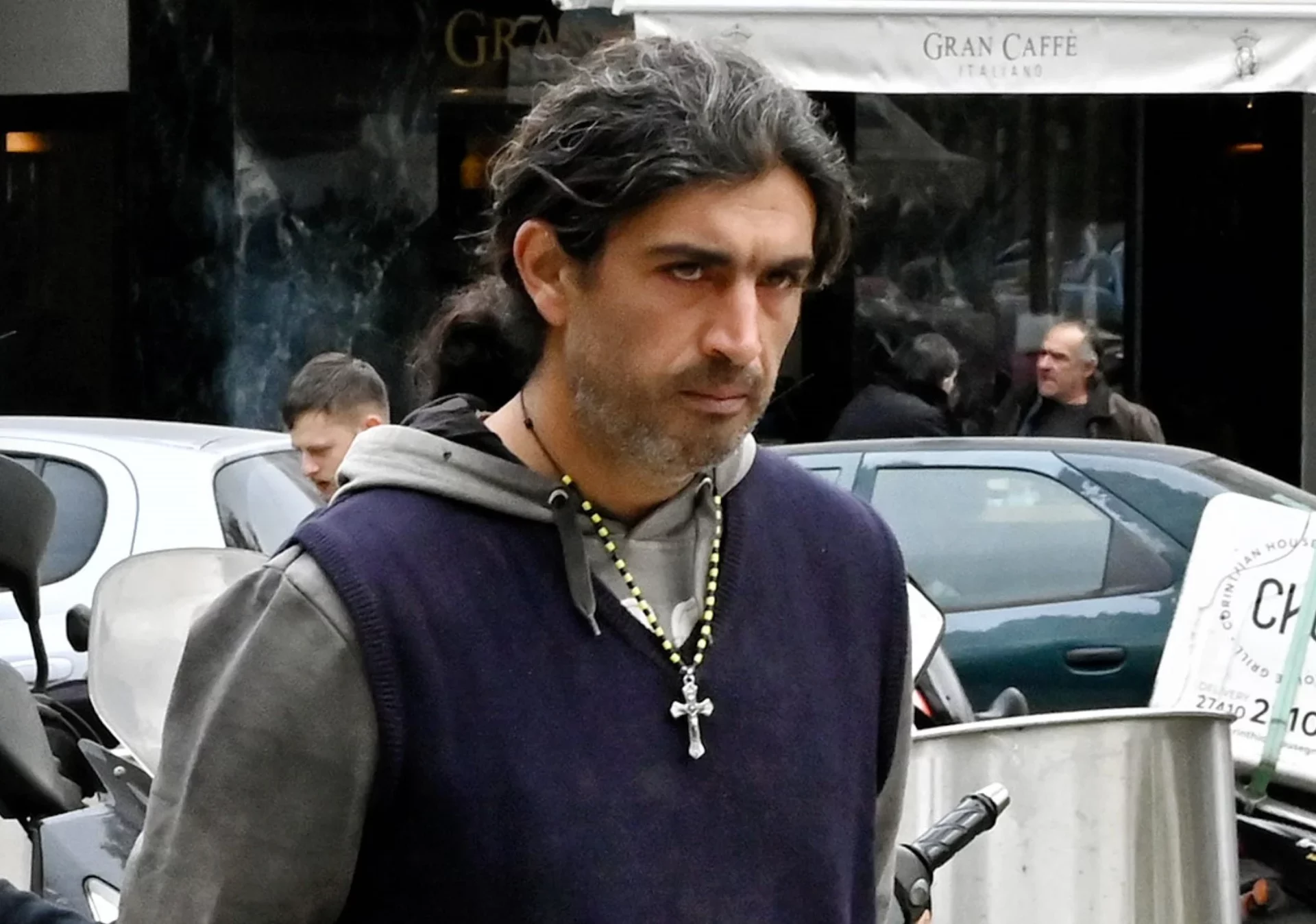 Σε σύλληψη μετατράπηκε η προσαγωγή του Παλαιοχριστιανού Μ.Καλαϊτζιδάκη: Κατηγορείται για ενδοοικογενειακή βία