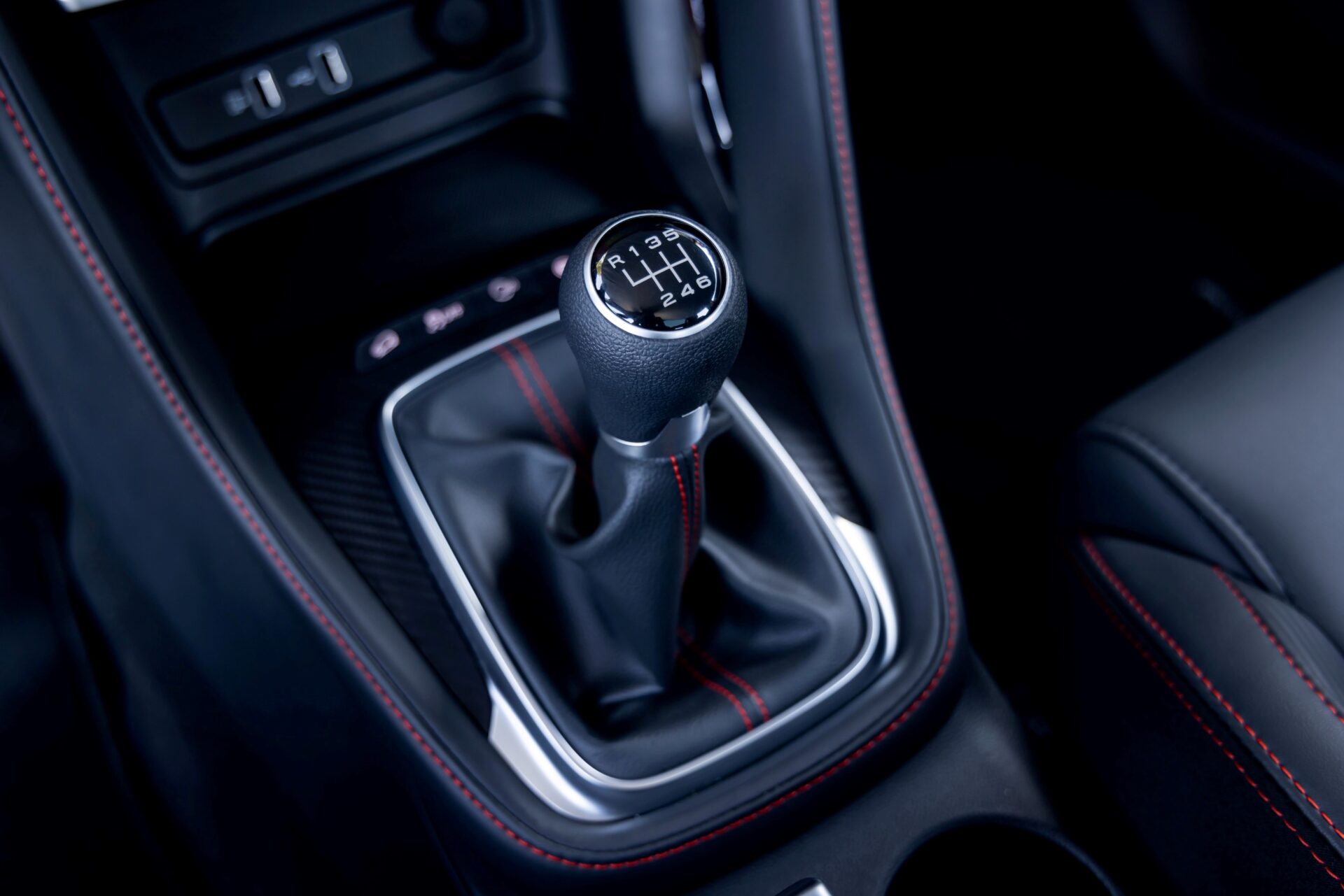 https://ellada.press/wp-content/uploads/2025/04/Τα-5-φθηνά-SUV-με-τιμή-κάτω-από-19000-ευρώ.jpeg
