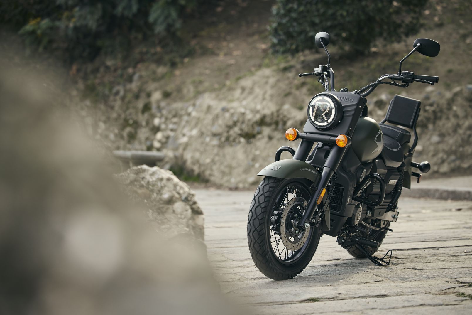 UM-motorcycles-Renegade-Commando125-motosikleta