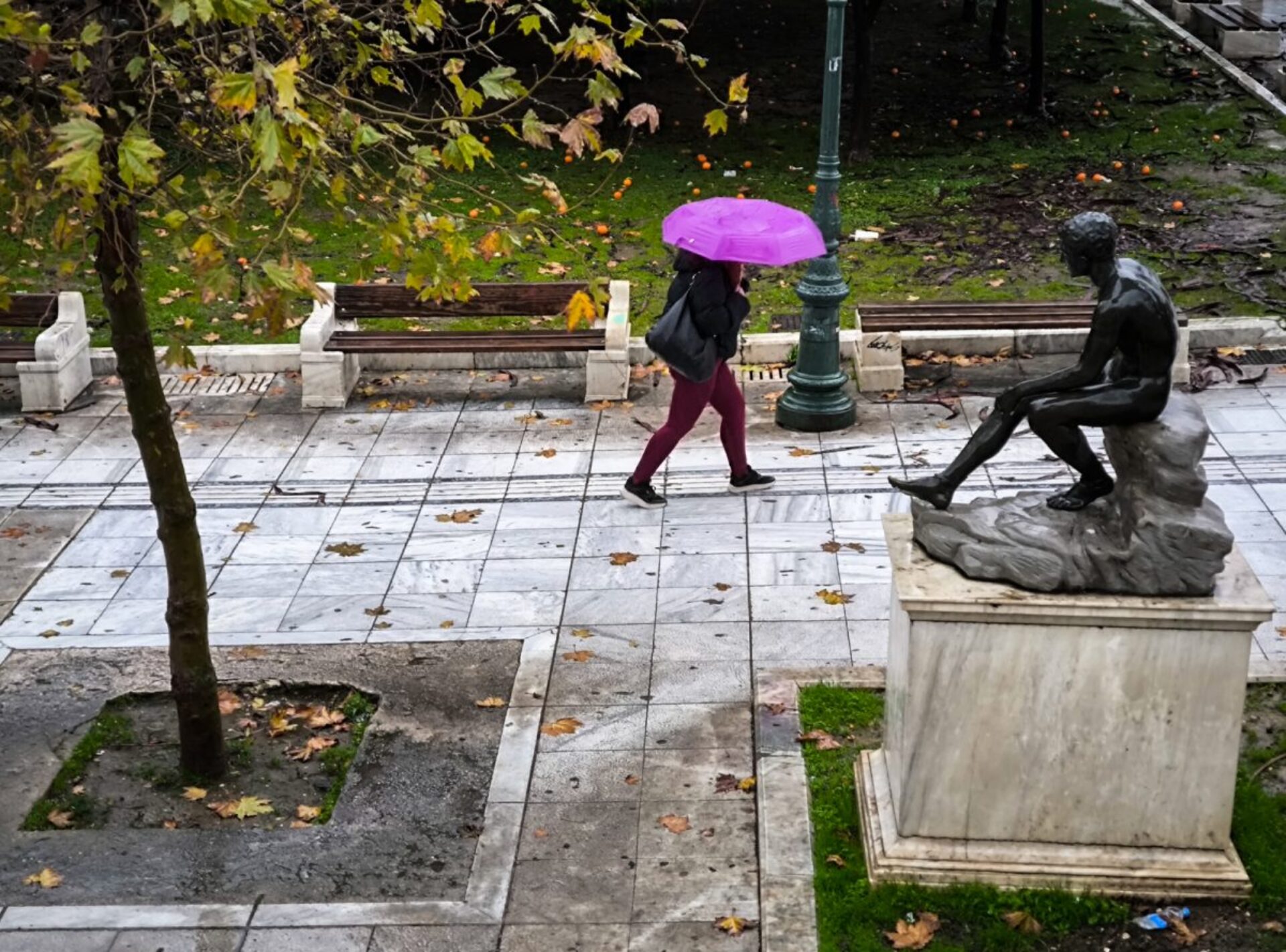 Καιρός: Τι ώρα θα βρέξει στην Αττική – Οι περιοχές που θα «χτυπήσει» η κακοκαιρία