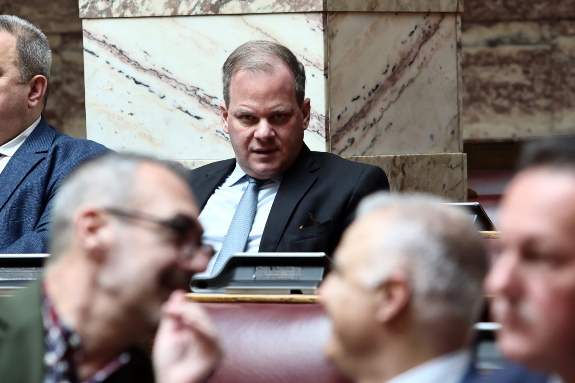 5 το πρωί: Η πρόταση της ΝΔ για προανακριτική - Το τέλος του ΟΠΕΚΕΠΕ - Η έγκριση του «SAFE»