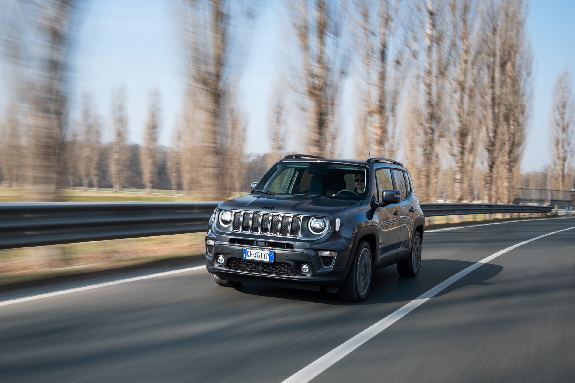 2-jeep-renegade-ehybrid-upland