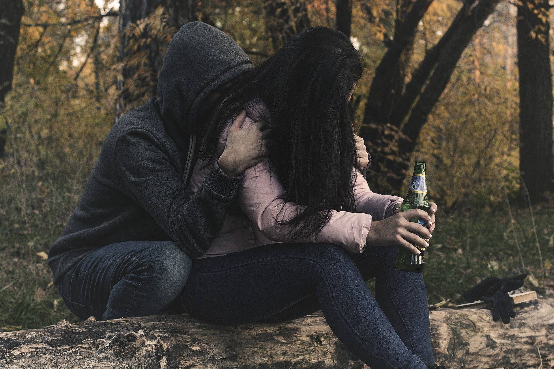 female alcoholism 2847443 1920