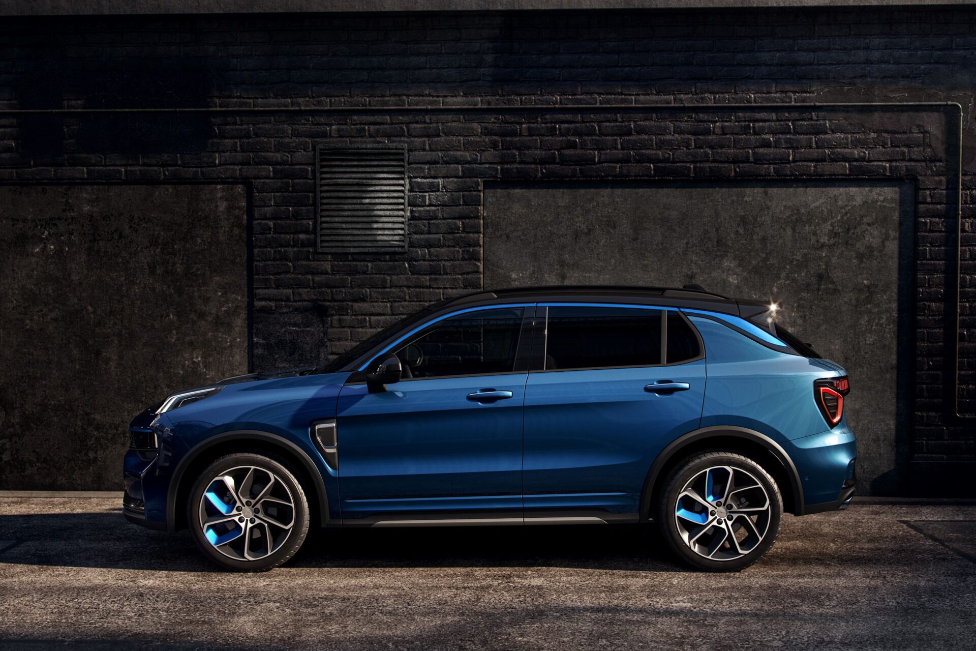 https://ellada.press/wp-content/uploads/2025/05/Αυτό-είναι-το-νέο-C-SUV-που-ήρθε-Ελλάδα-Δείτε.jpeg