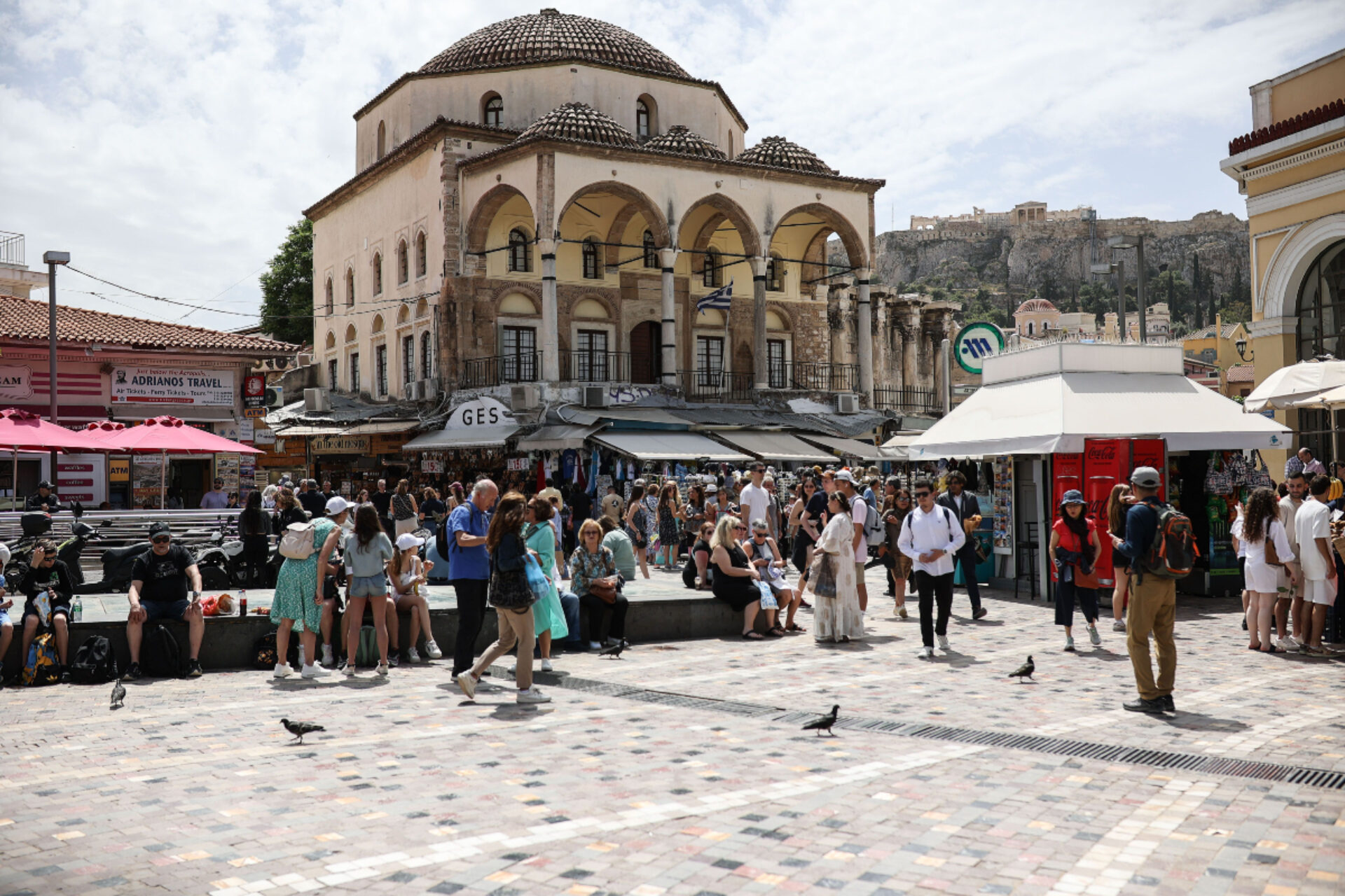 Αλλοπρόσαλλος καιρός: Αλλού λιακάδες κι αλλού βροχές και καταιγίδες