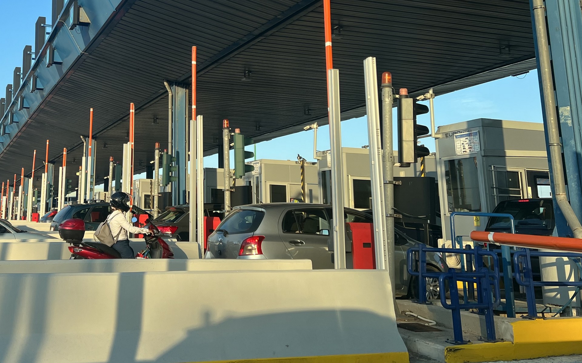 https://ellada.press/wp-content/uploads/2025/05/Φθηνότερα-τα-διόδια-για-Αθήνα–Θεσσαλονίκη-–-Πού-μειώνονται-Πόσα-γλιτώνεις.jpg