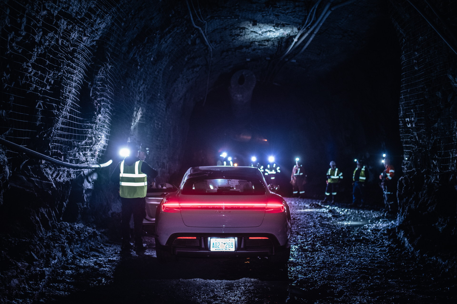 Porsche-Taycan-Cross-Turismo-Three-Miles-Up-Altitude-Record-2