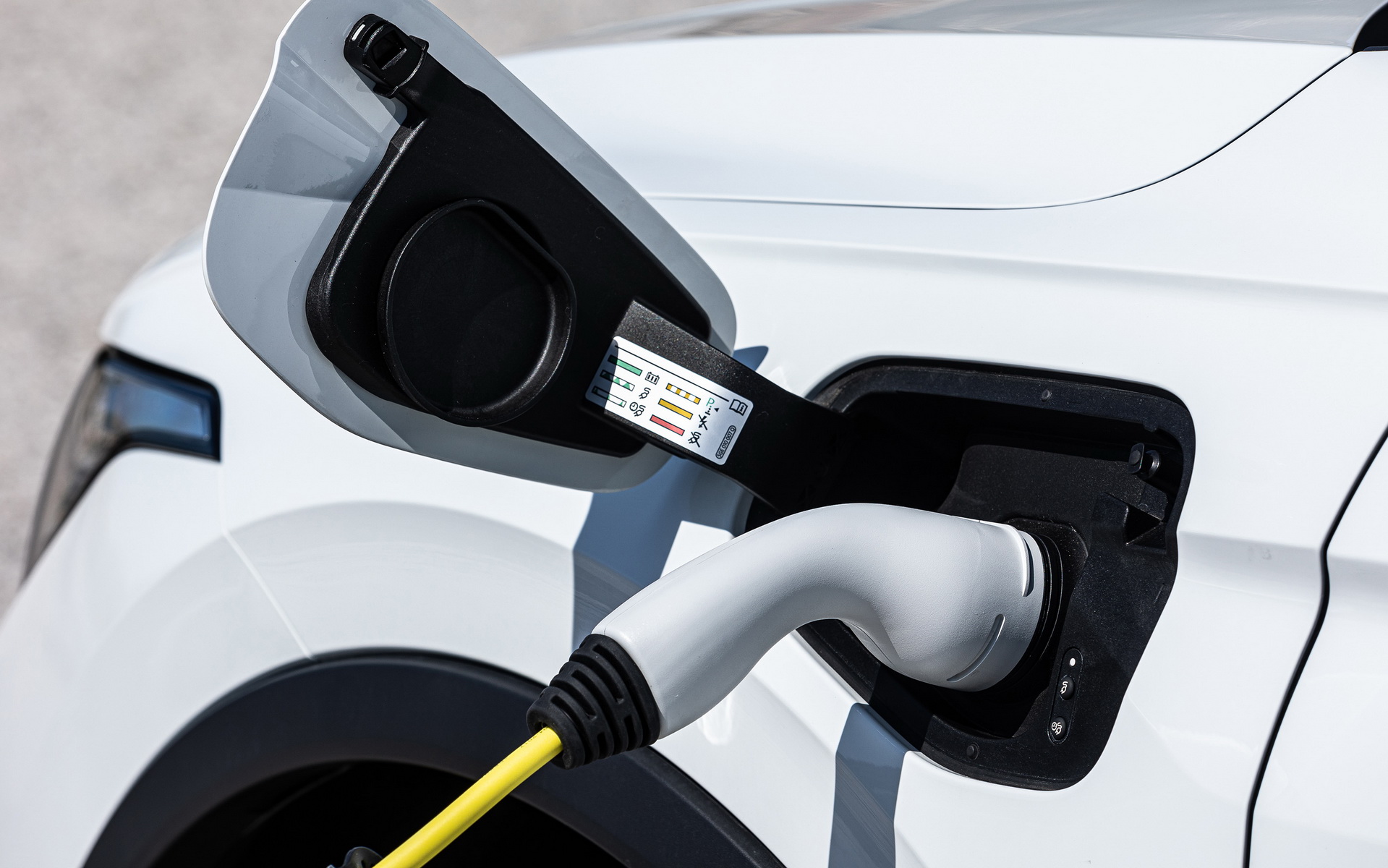 https://ellada.press/wp-content/uploads/2025/06/1748852324_593_Volkswagen-Tiguan-Σε-ποιες-εκδόσεις-διατίθεται-στην-Ελλάδα.jpg