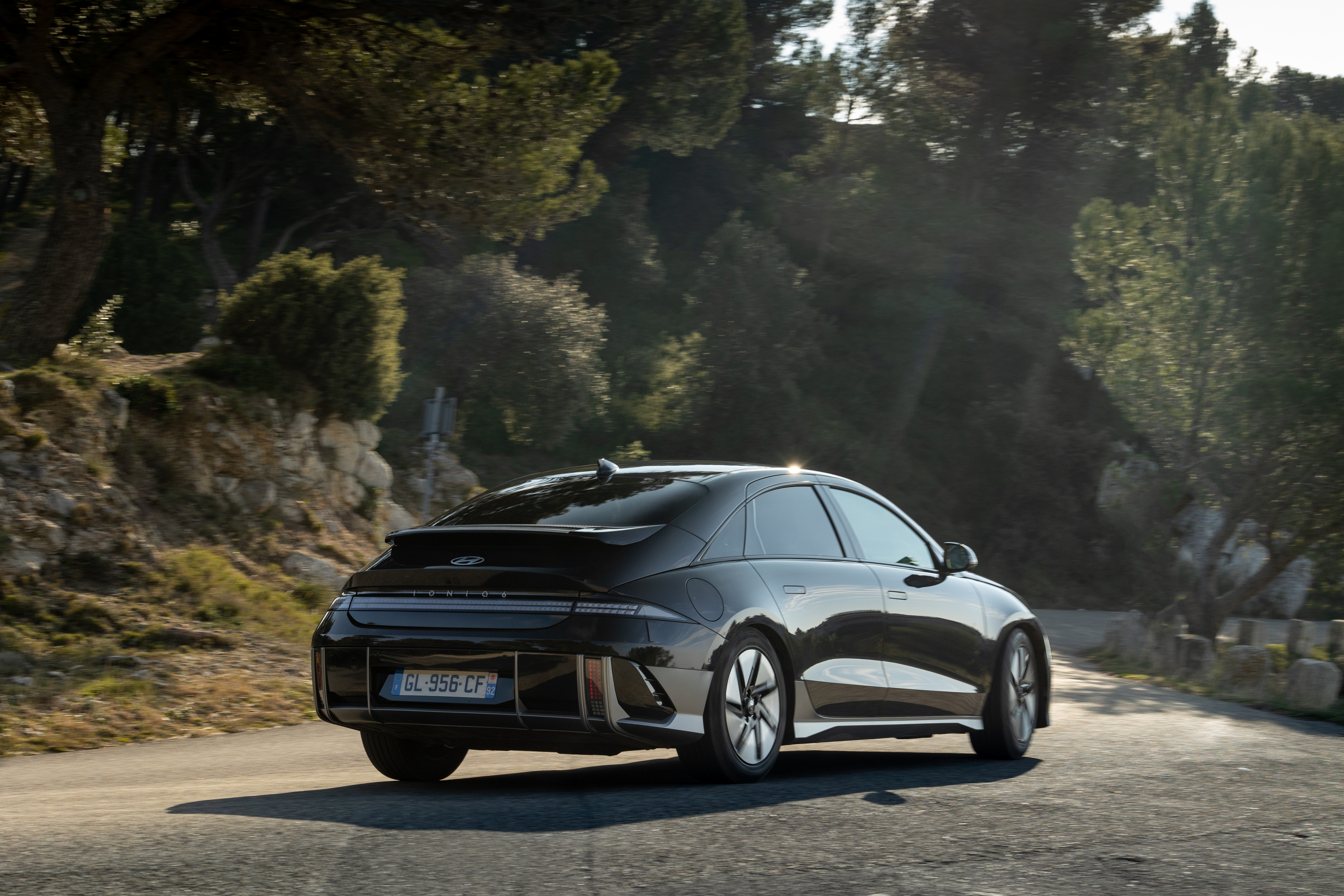 hyundai-ioniq-6-adv-44