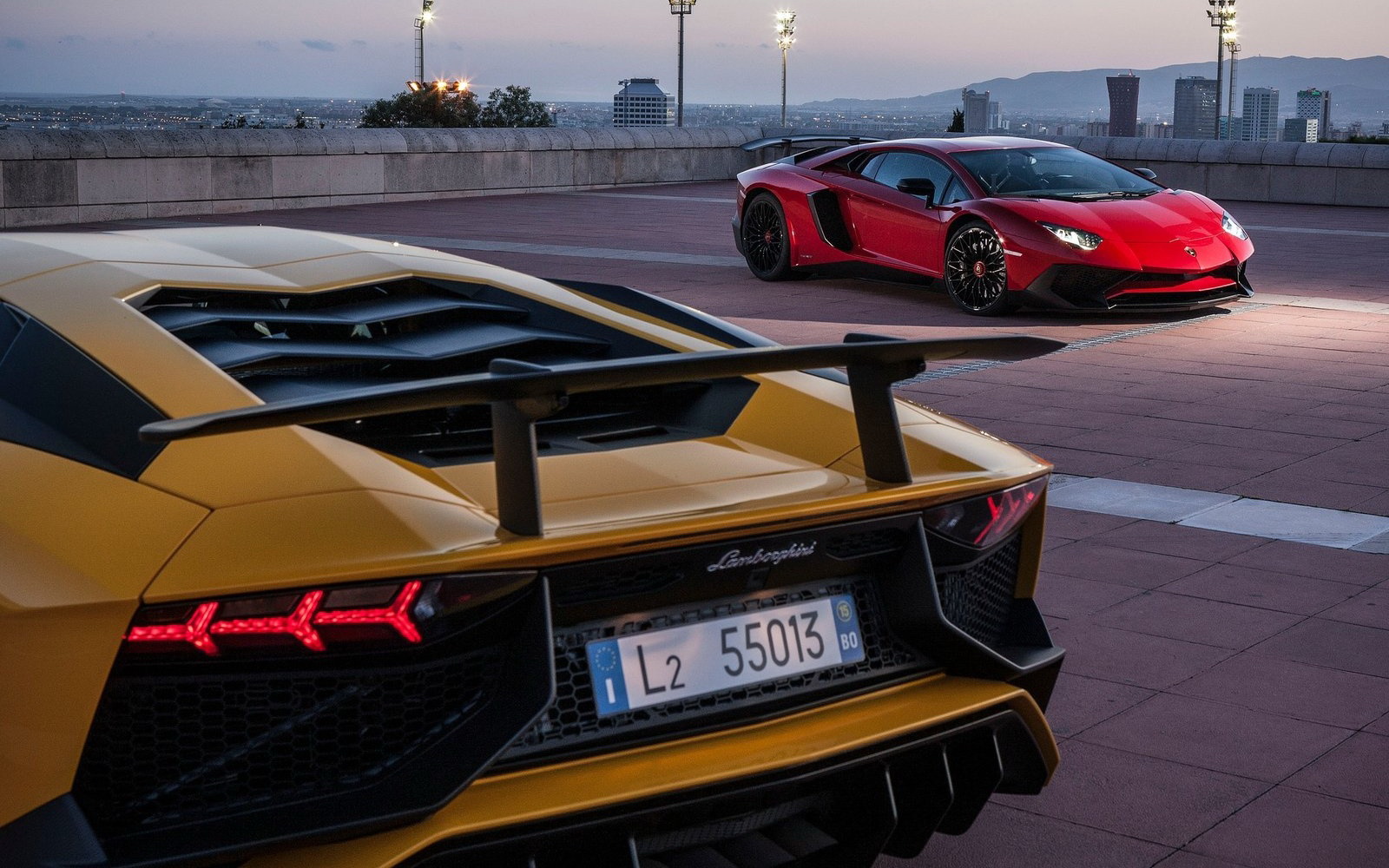 lambo hybrid2