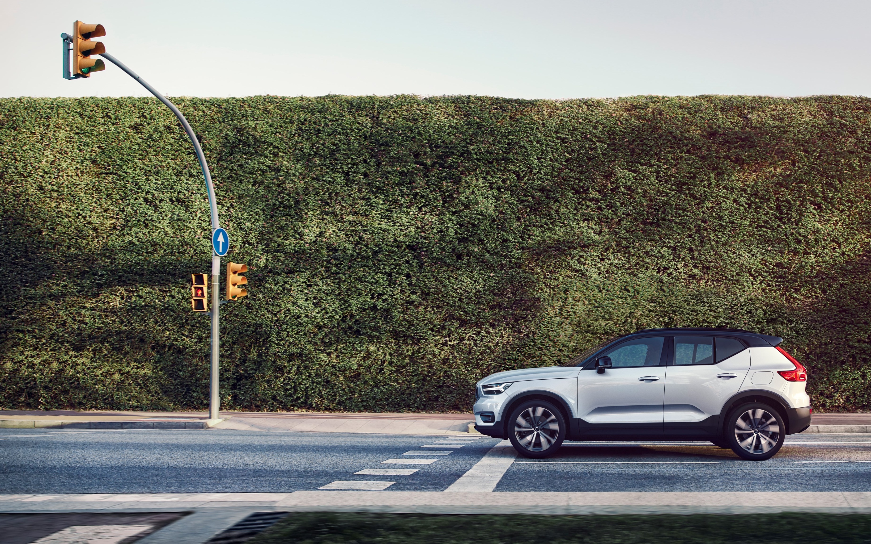 volvo xc40 recharge4