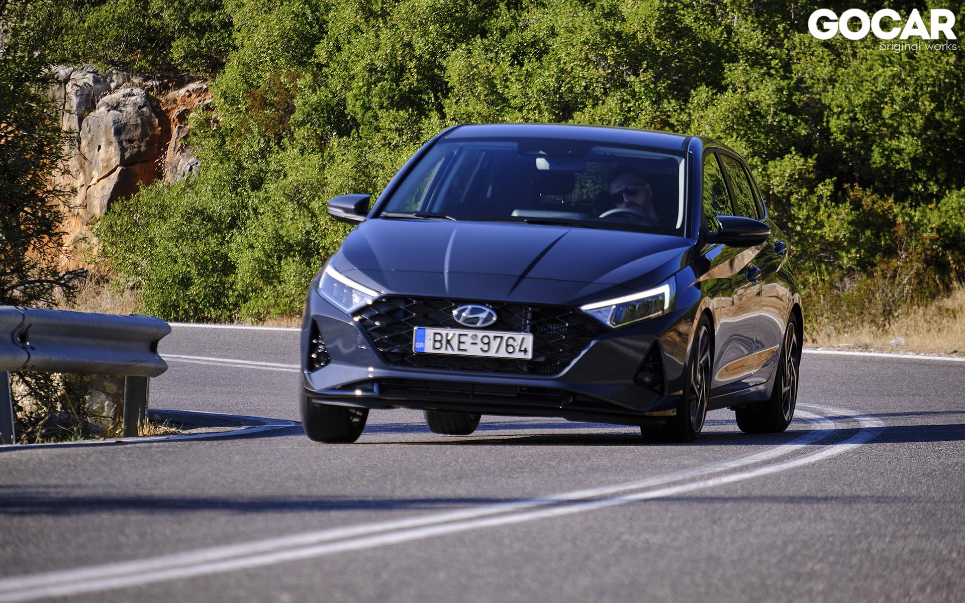 i20