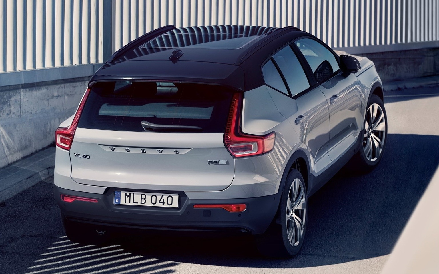 volvo xc40 recharge1