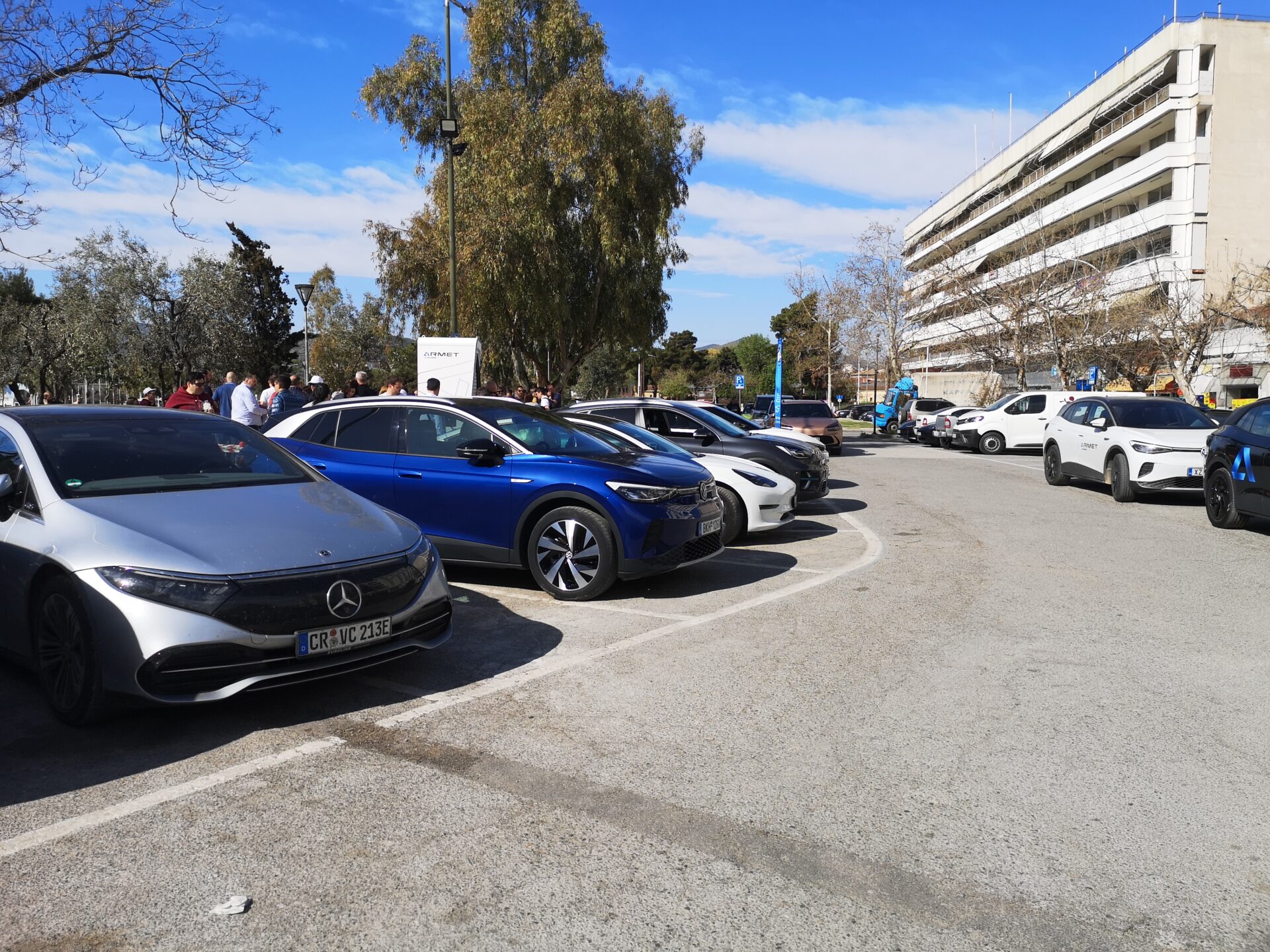https://ellada.press/wp-content/uploads/2025/06/Οι-5-ελληνικοί-δήμοι-με-πιο-πολλούς-φορτιστές-παρά-βενζινάδικα.jpg