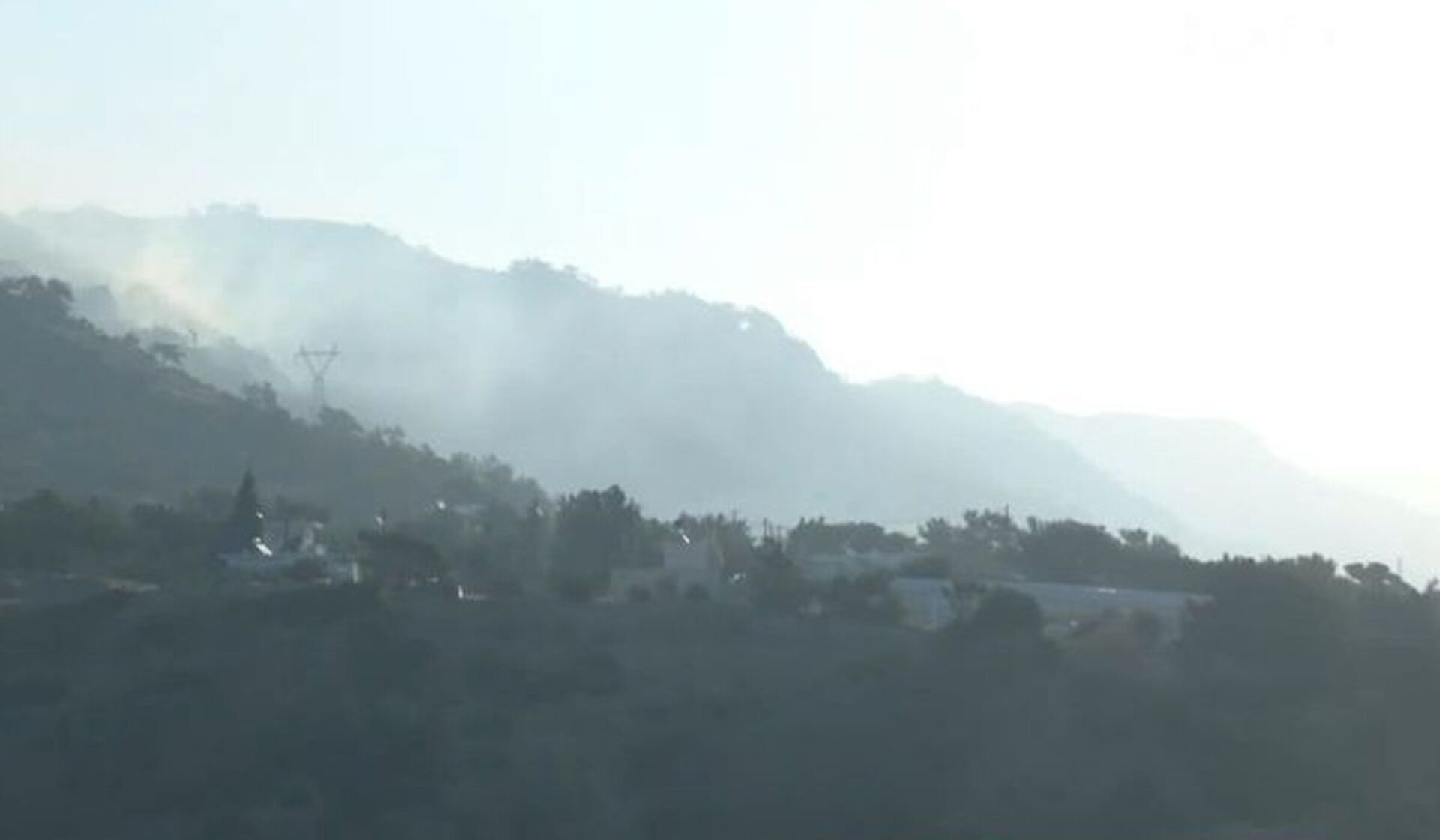 Καιρός: Ο καύσωνας φέρνει 4 δύσκολες μέρες – Ζέστη και μελτέμια σήμερα