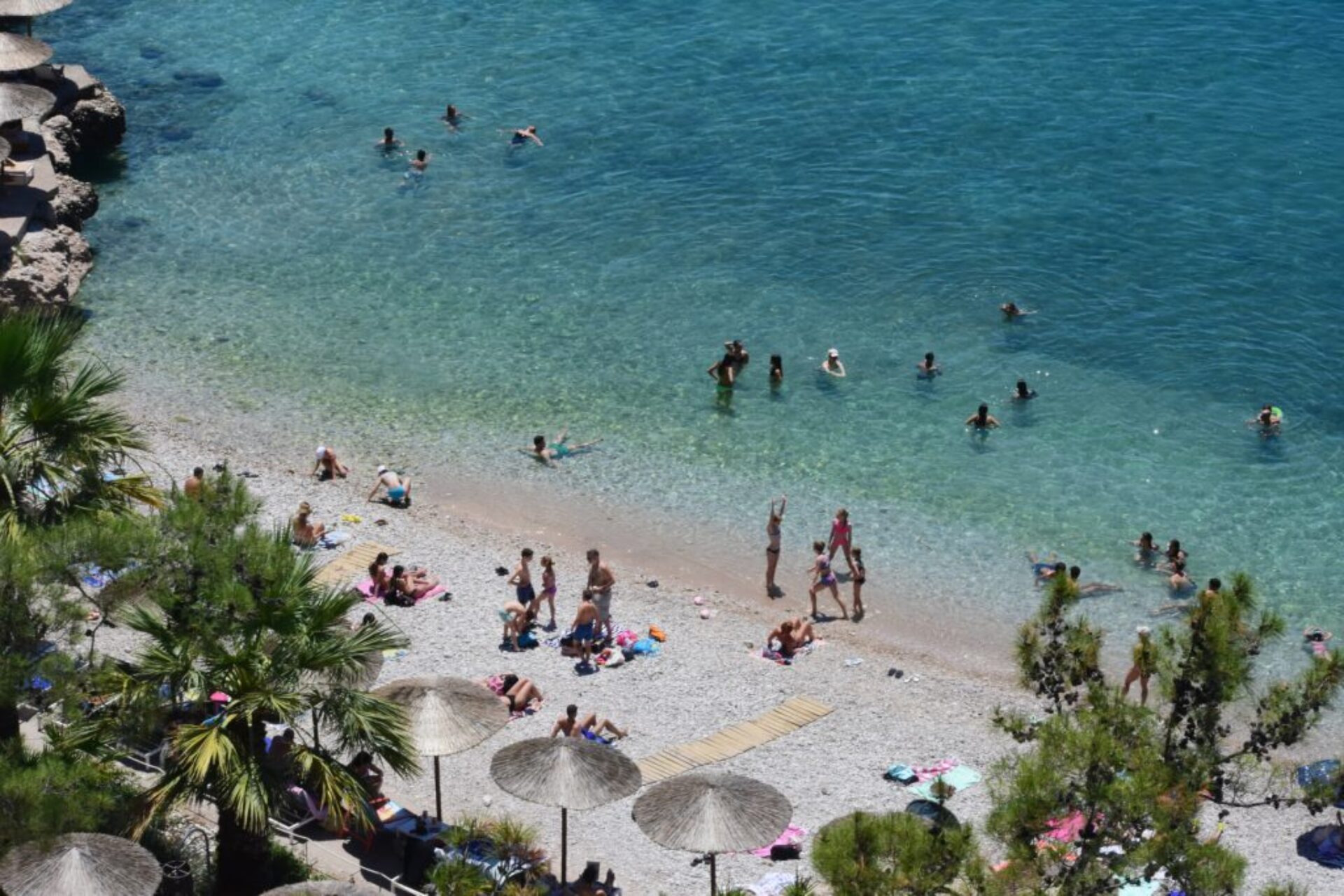Καύσωνας διάρκειας 100 ωρών θα πολιορκήσει τη χώρα – Οι «κόκκινες» περιοχές