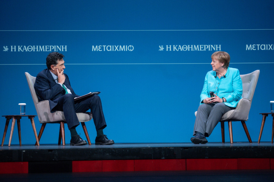 merkel2_440be.jpg