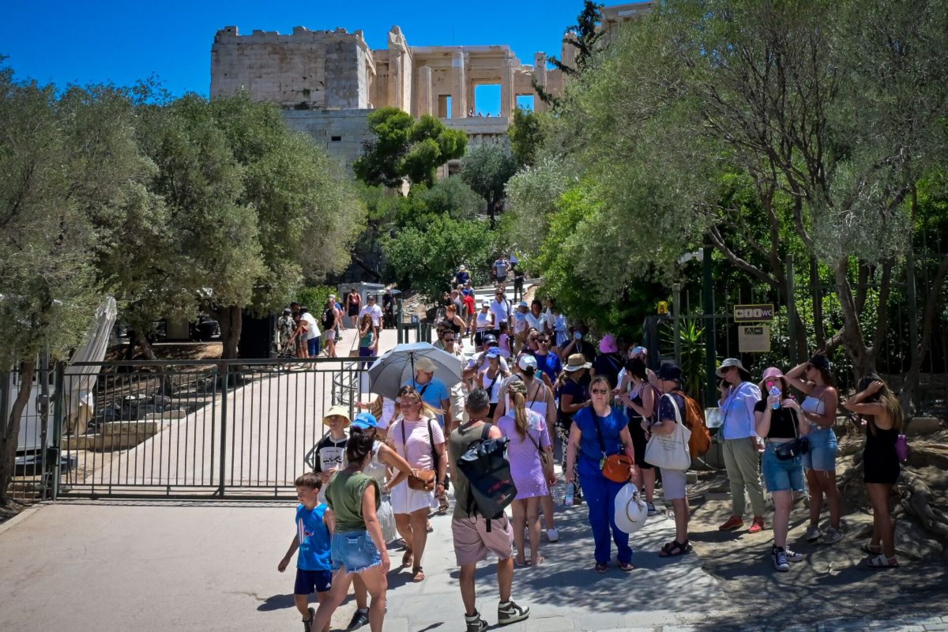 Καιρός: Νέο κύμα ζέστης – Πού θα φτάσει ο υδράργυρος και τι είναι ο EFI