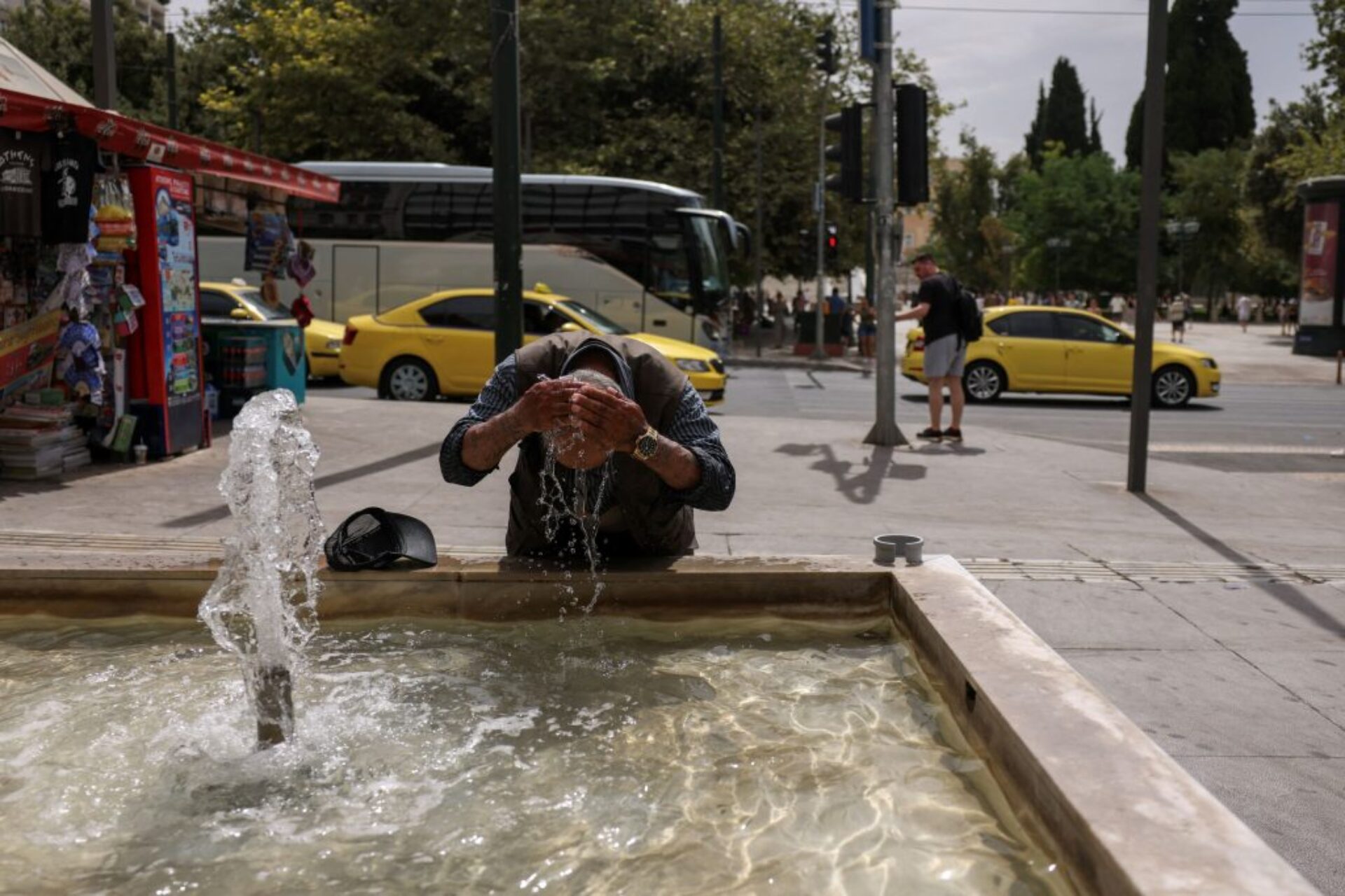  Καύσωνας: Επείγουσα ανακοίνωση του ΕΚΠΑ – Τι να προσέξουμε