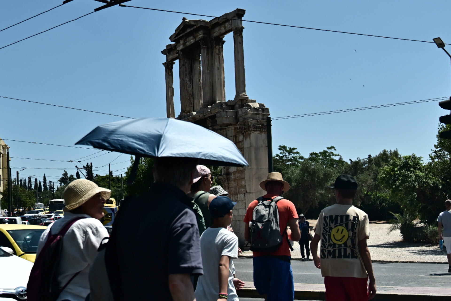 Παραλία Αλίμου: Γέμισαν από το πρωί οι παραλίες – Αντίδοτο στον καύσωνα