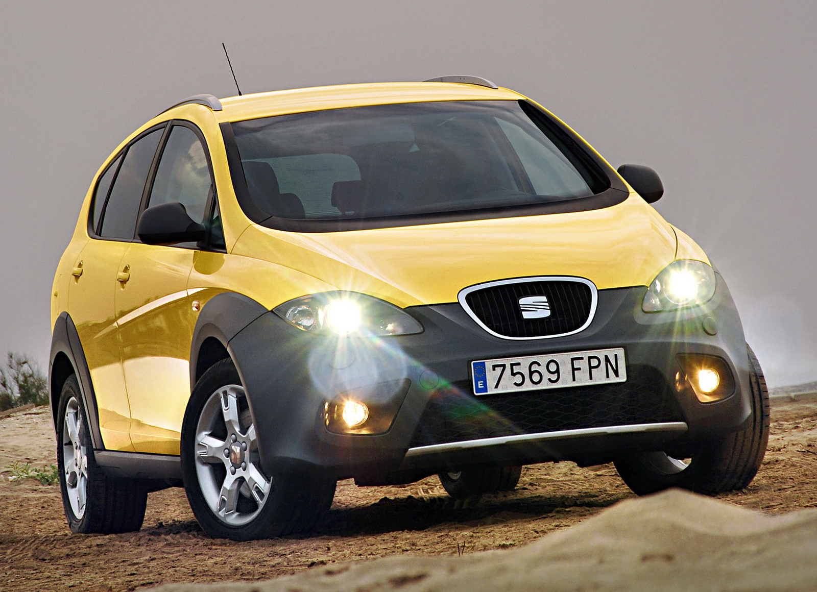 TOP-10-SUV-KATANALWSH