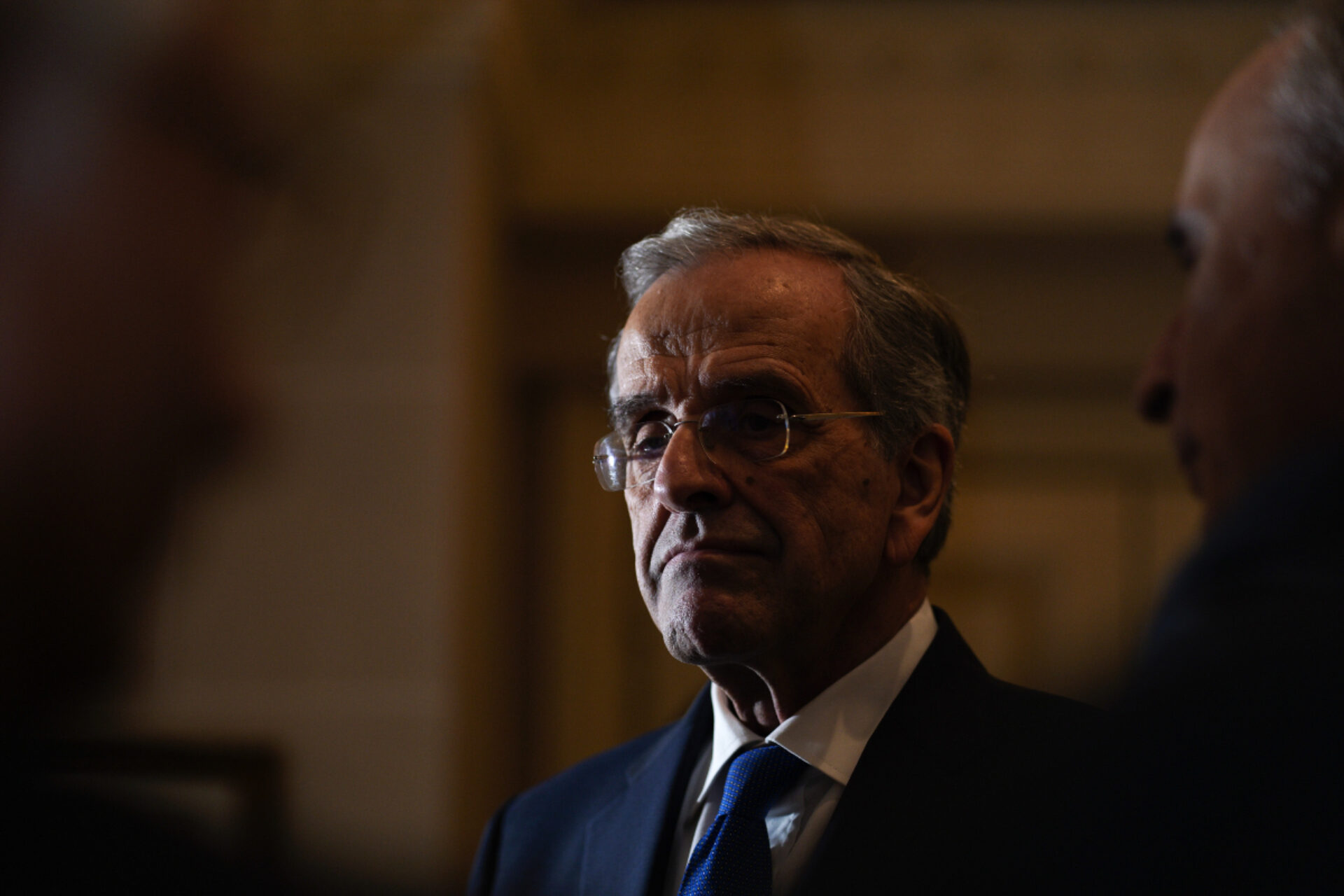 5 το πρωί: Οι βολές Σαμαρά στην κυβέρνηση - Οι αντιφάσεις της μητέρας της 3χρονης - Το πακέτο της ΔΕΘ