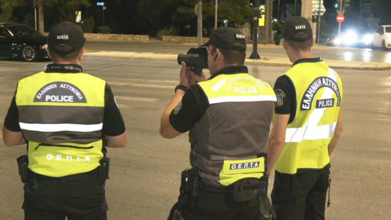 https://ellada.press/wp-content/uploads/2025/09/Αττική-Ο-δρόμος-που-τρέχουν-σαν-τρελοί-Σαρώνουν-τα.jpeg