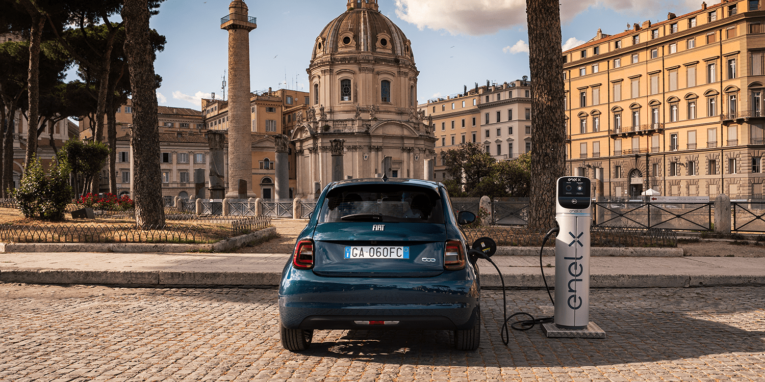 fiat-500e-fortisi-italia-enel-kalodio-kalwdio-fortistis