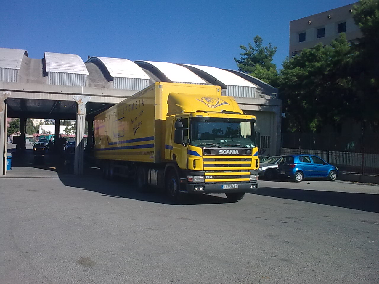 https://ellada.press/wp-content/uploads/2025/09/1757357602_633_Η-Αστυνομία-ελέγχει-τους-οδηγούς-φορτηγών-–-Πάνω-από-110000.jpg