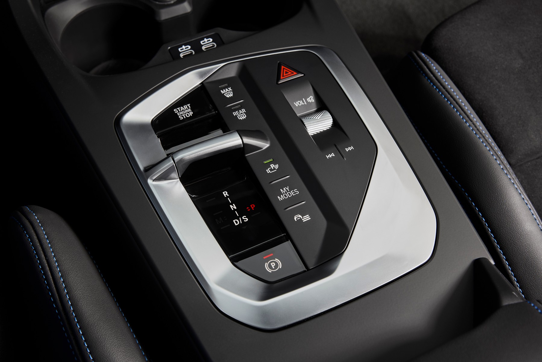 https://ellada.press/wp-content/uploads/2025/09/1757606173_476_Ξεπουλάει-η-νέα-BMW-στην-Ελλάδα-–-Προκαλεί-με-την.jpg