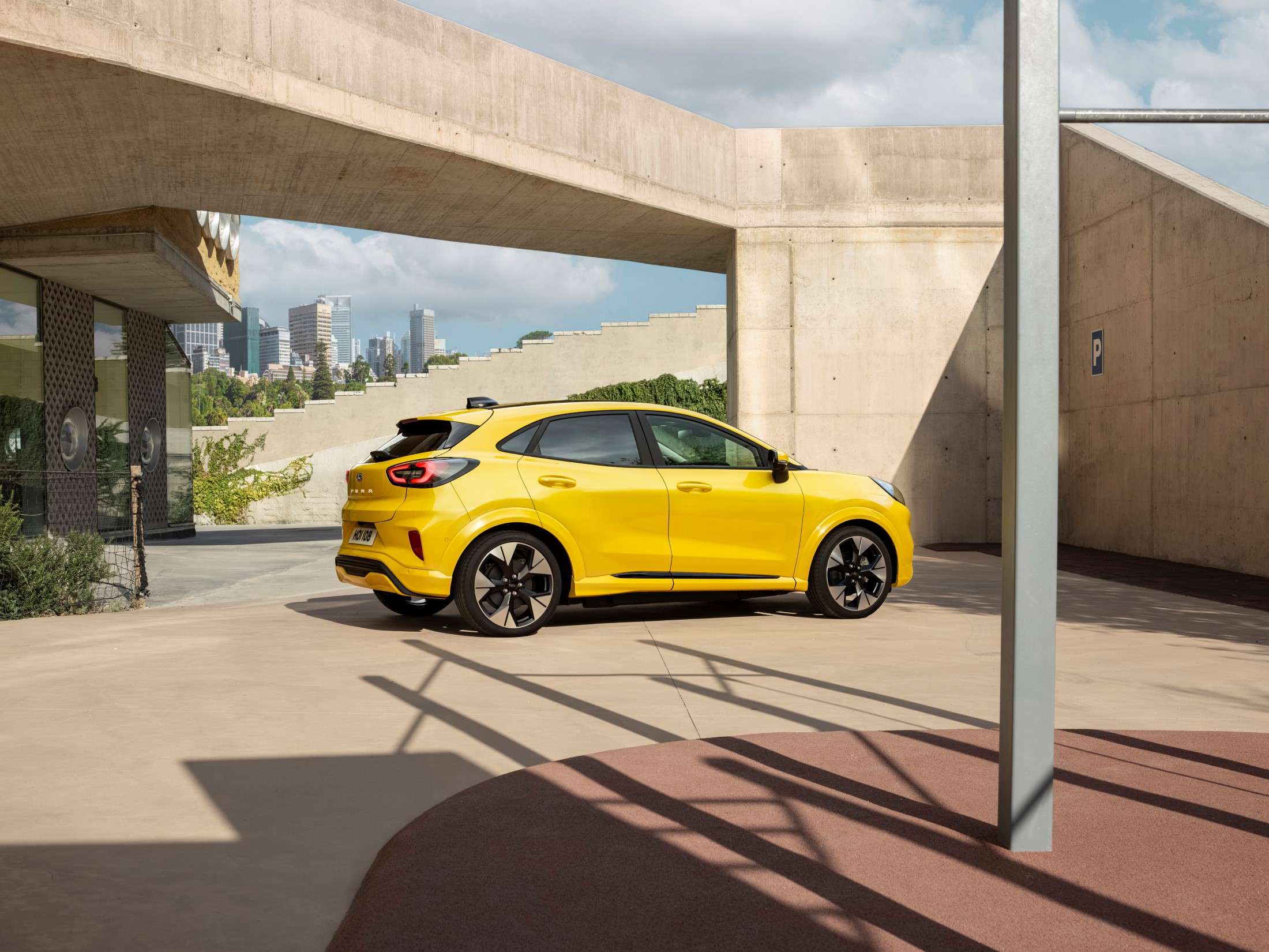 https://ellada.press/wp-content/uploads/2025/09/1758483739_175_Πήραν-πινακίδες-τα-Ford-Puma-με-το-μεγαλύτερο-πορτμπαγκάζ-από.jpg