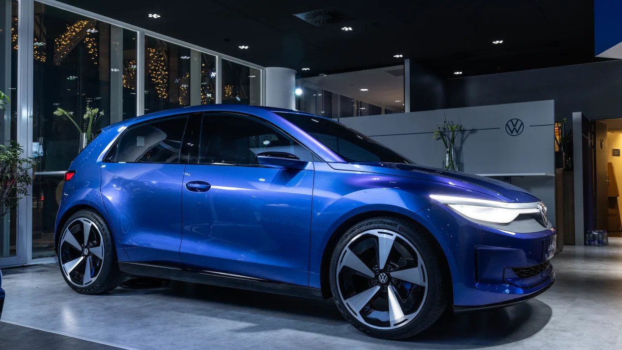 https://ellada.press/wp-content/uploads/2025/09/1758746175_37_Η-μεγάλη-αλλαγή-της-Volkswagen-–-Έτσι-θα-κάνει-φτηνά.jpg