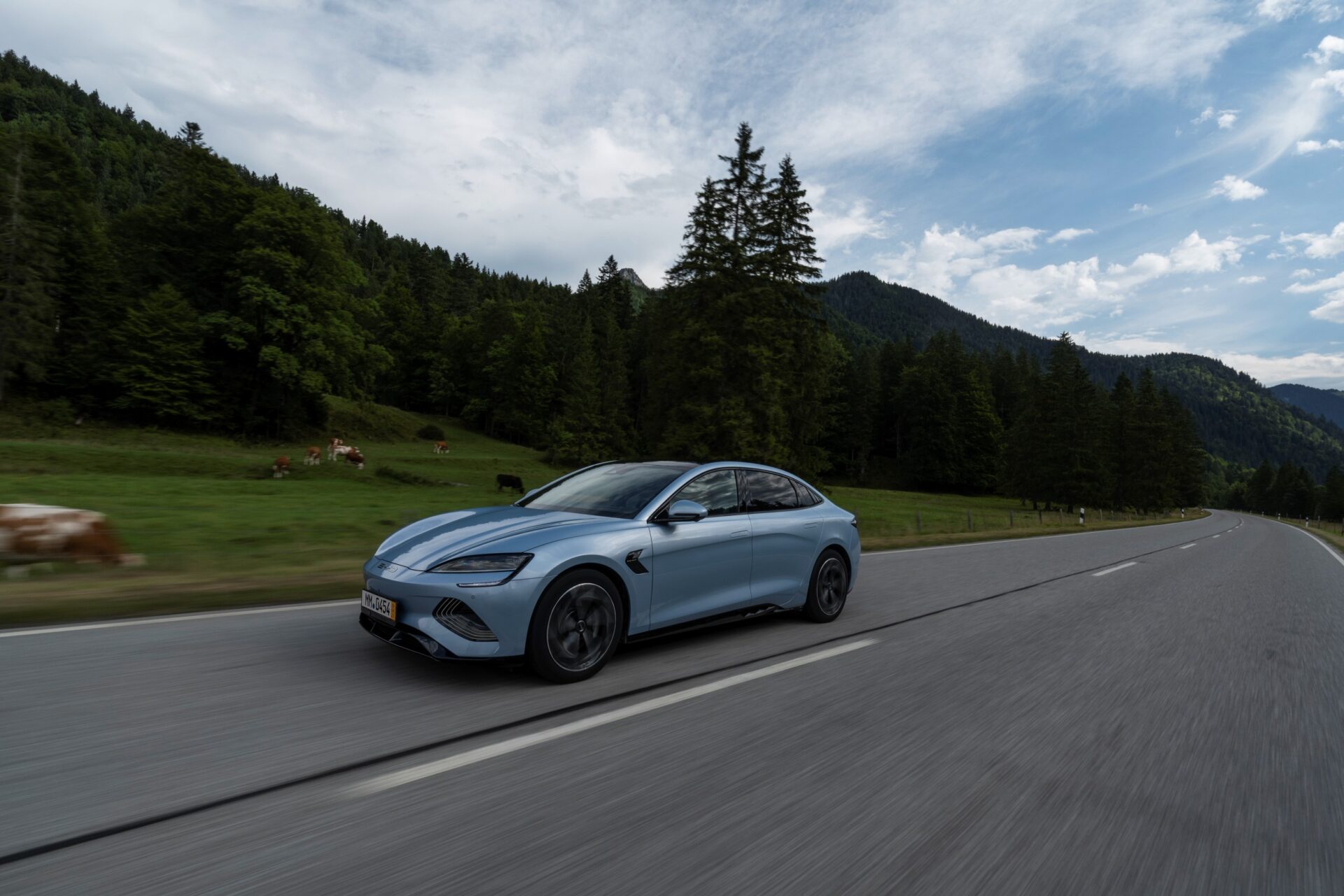 https://ellada.press/wp-content/uploads/2025/10/Πρώτος-τιμοκατάλογος-της-BYD-στην-Ελλάδα-–-Τι-τιμή-έχει.jpeg