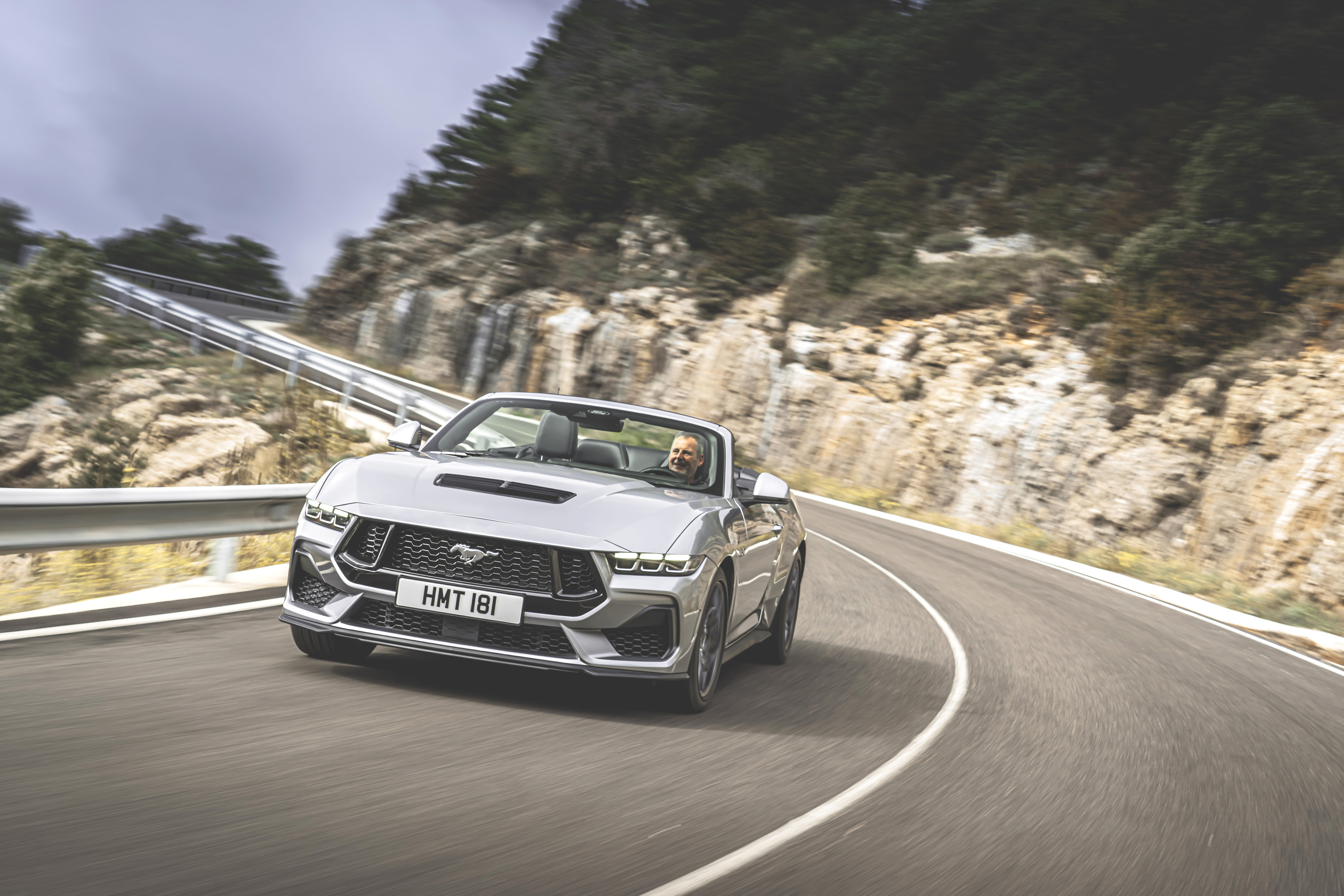 ford-mustang-gt-convertible