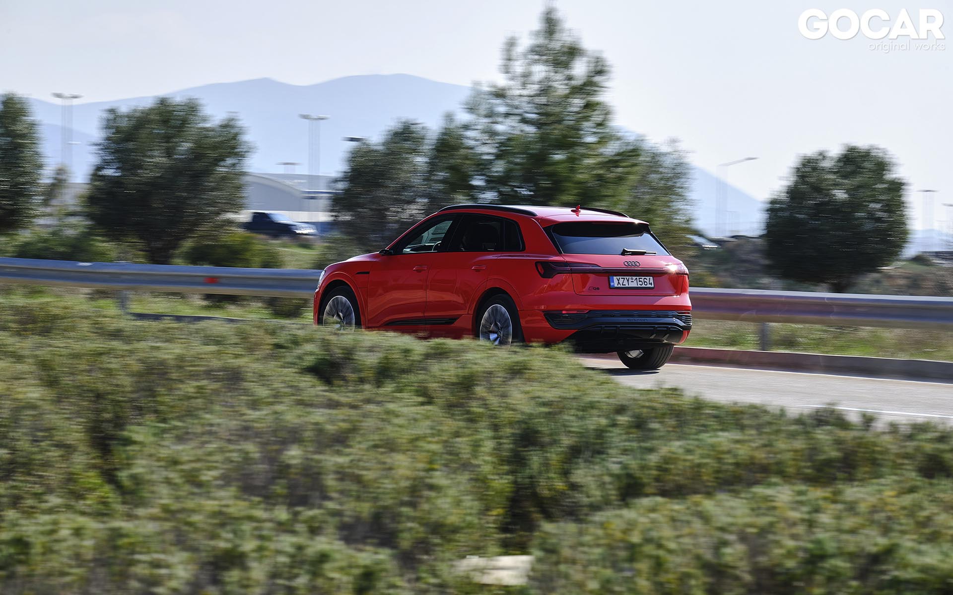 https://ellada.press/wp-content/uploads/2025/10/1761590177_521_Audi-Q8-e-tron-Πώς-αύξησαν-την-αυτονομία-οι-επαναστατικοί-καθρέφτες.jpg