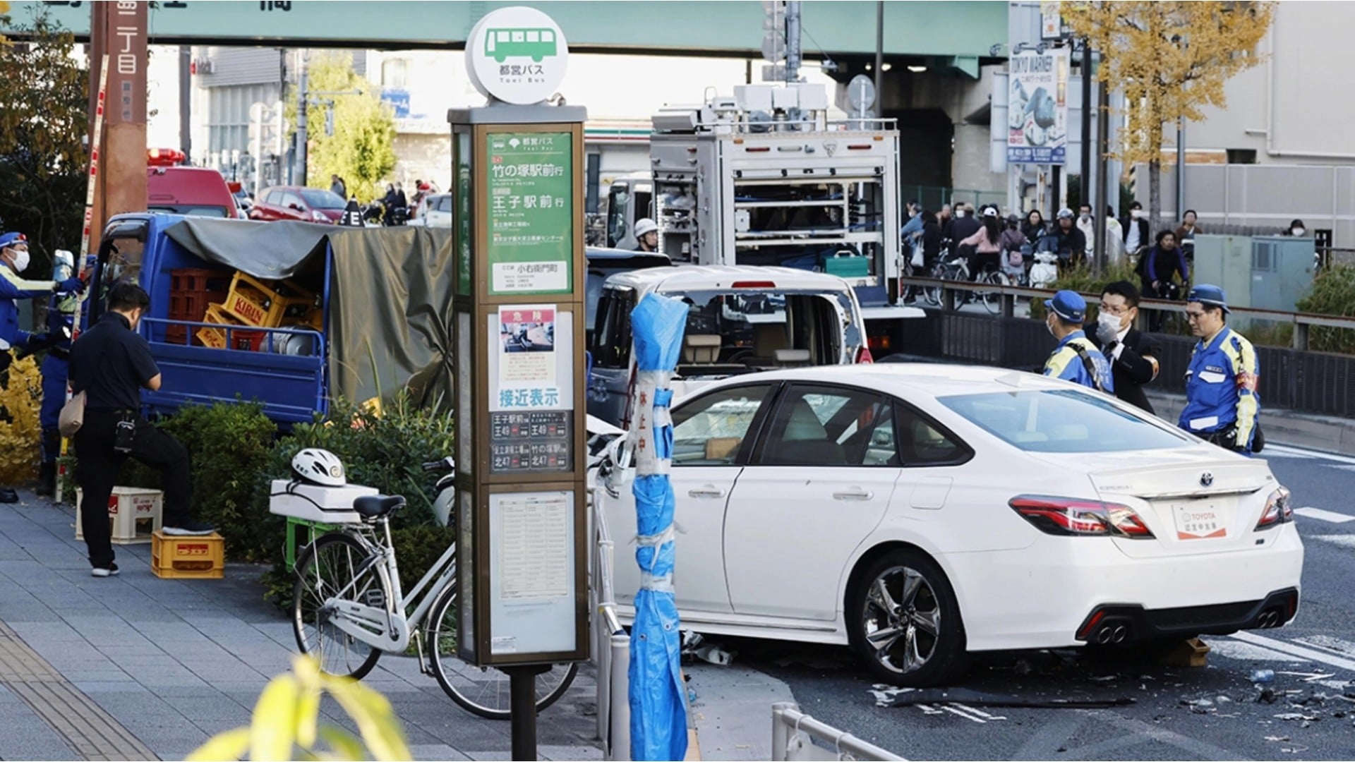 Τόκιο: Αυτοκίνητο σκόρπισε θάνατο και τρόμο – Ένας νεκρός και 10 τραυματίες