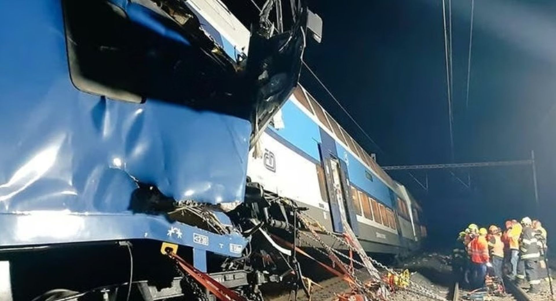 Τσεχία: Τουλάχιστον 45 τραυματίες από σύγκρουση τρένων